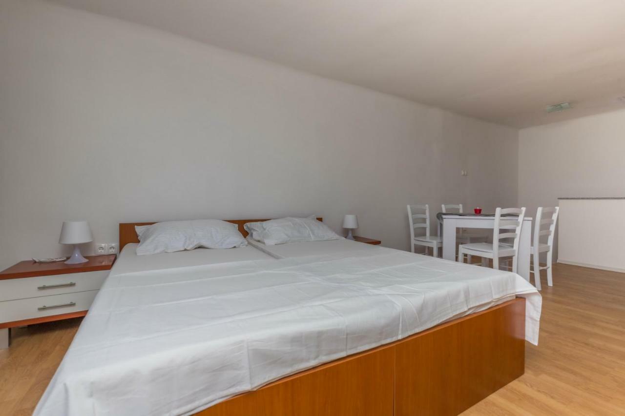App Cor2 Apartment Selce Exterior photo