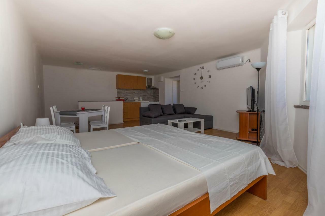 App Cor2 Apartment Selce Exterior photo